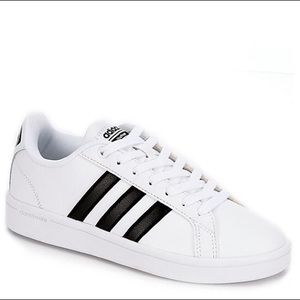 Adidas cloudfoam sneaker 💛moving sale💛